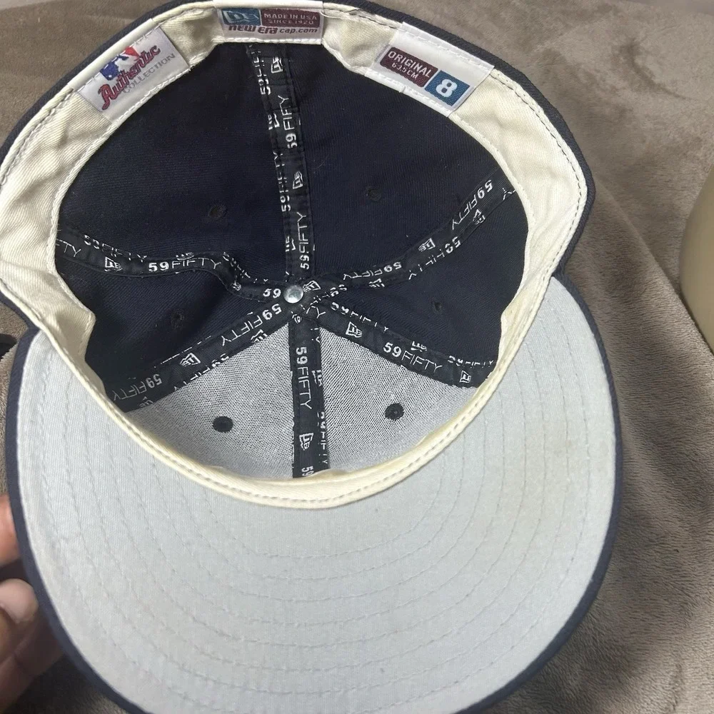 Vintage New Era 59FIFTY NY Yankees Hat Size 8 Made In USA Grey Underbrim Navy